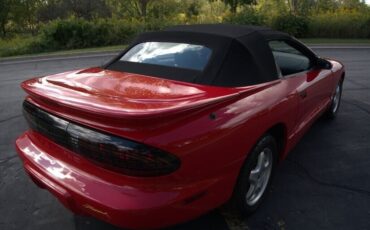 Pontiac-Firebird-Cabriolet-1995-4