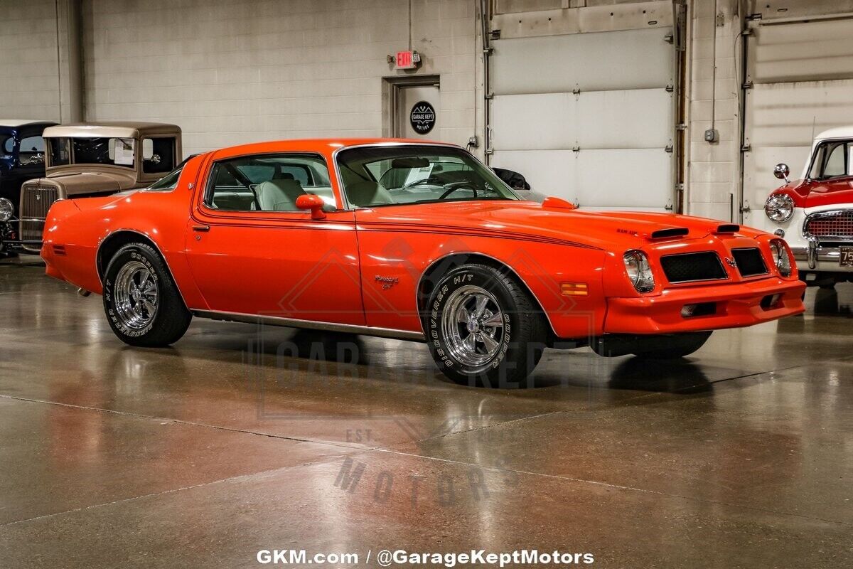 Pontiac Firebird Coupe 1976 à vendre