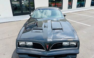 Pontiac-Firebird-Coupe-1978-1