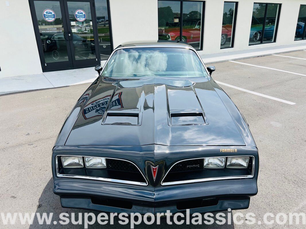 Pontiac-Firebird-Coupe-1978-1