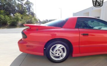 Pontiac-Firebird-Coupe-1994-11