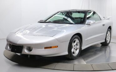 Pontiac-Firebird-Coupe-1995-1