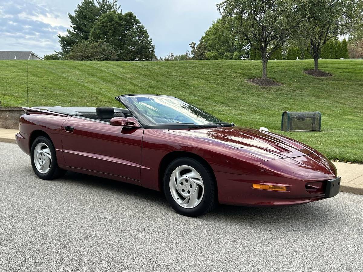 Pontiac-Firebird-convertible-1994-13