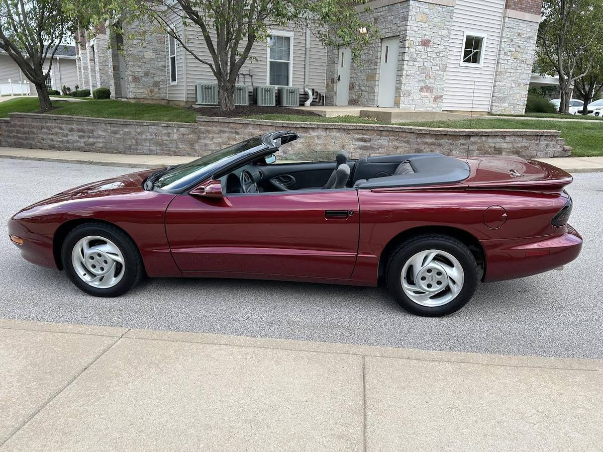 Pontiac-Firebird-convertible-1994-16