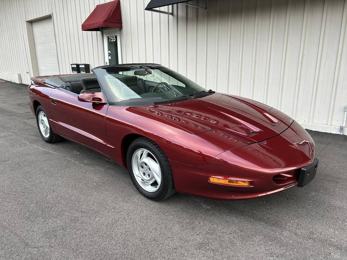 Pontiac-Firebird-convertible-1994-6