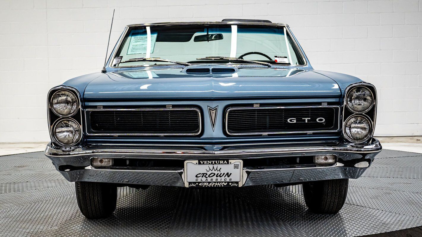 Pontiac-GTO-1965-1