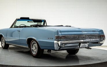 Pontiac-GTO-1965-4