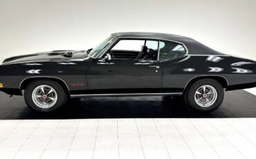 Pontiac-GTO-1970-1