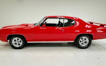 Pontiac-GTO-1970-1