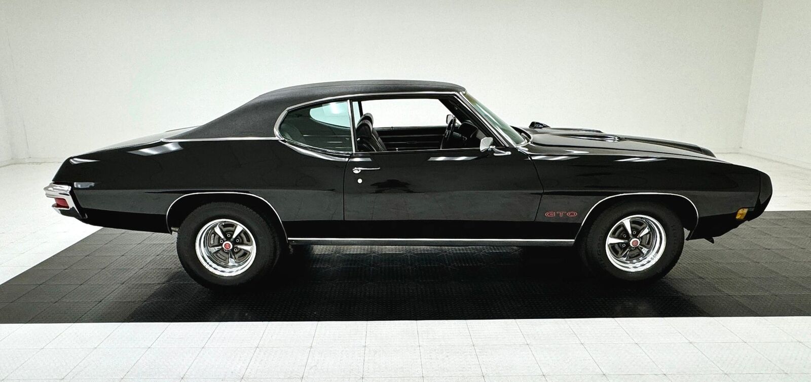 Pontiac-GTO-1970-5