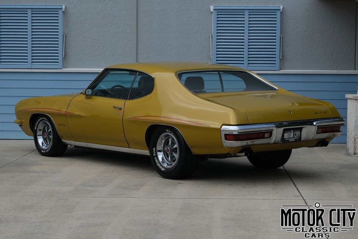 Pontiac-GTO-1971-4