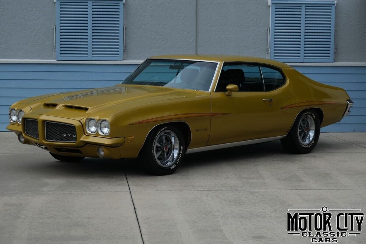 Pontiac-GTO-1971-6