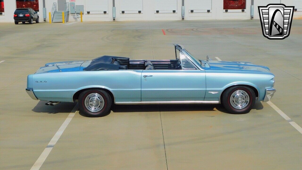 Pontiac-GTO-Cabriolet-1964-10