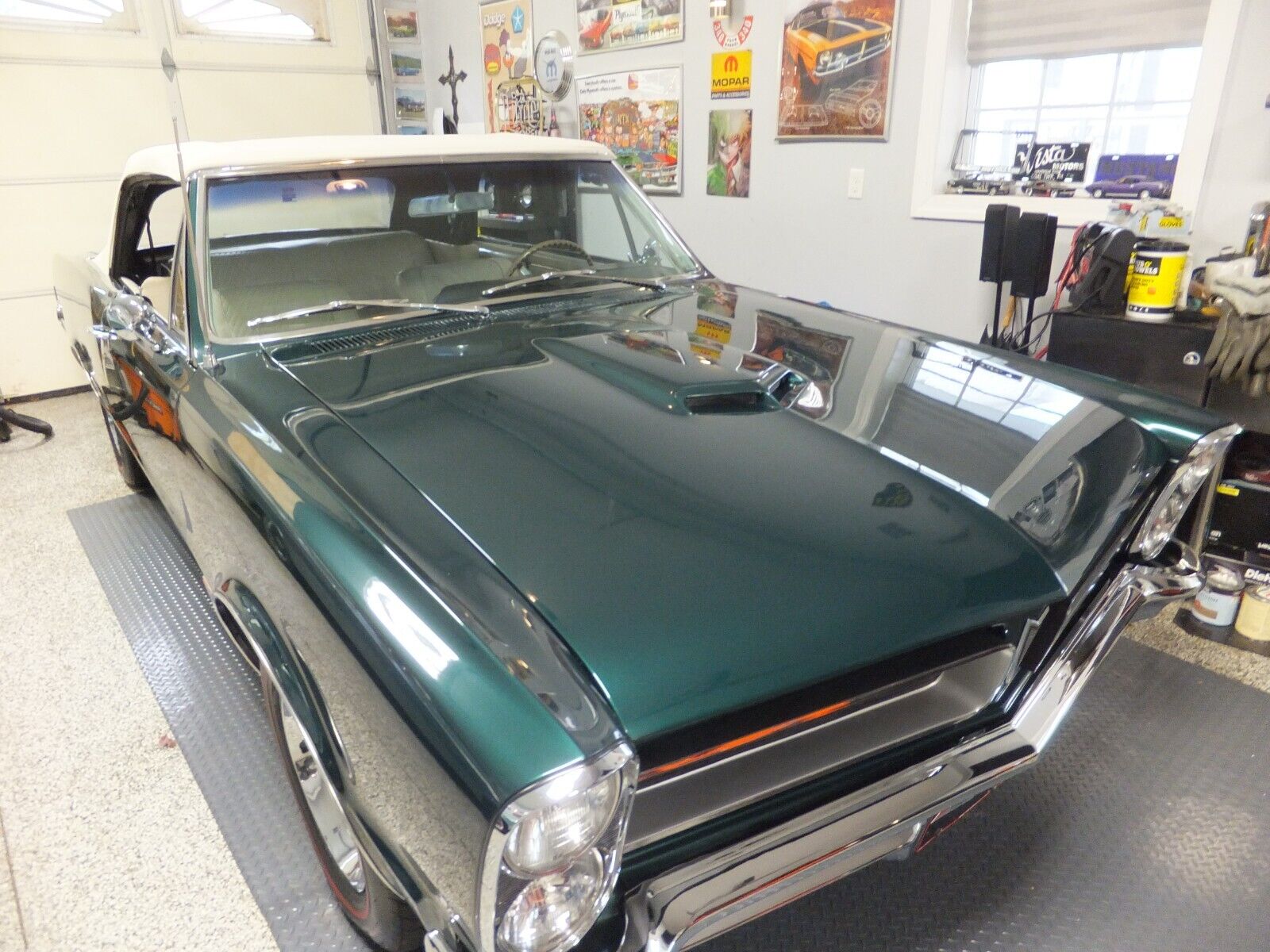 Pontiac-GTO-Cabriolet-1965-32