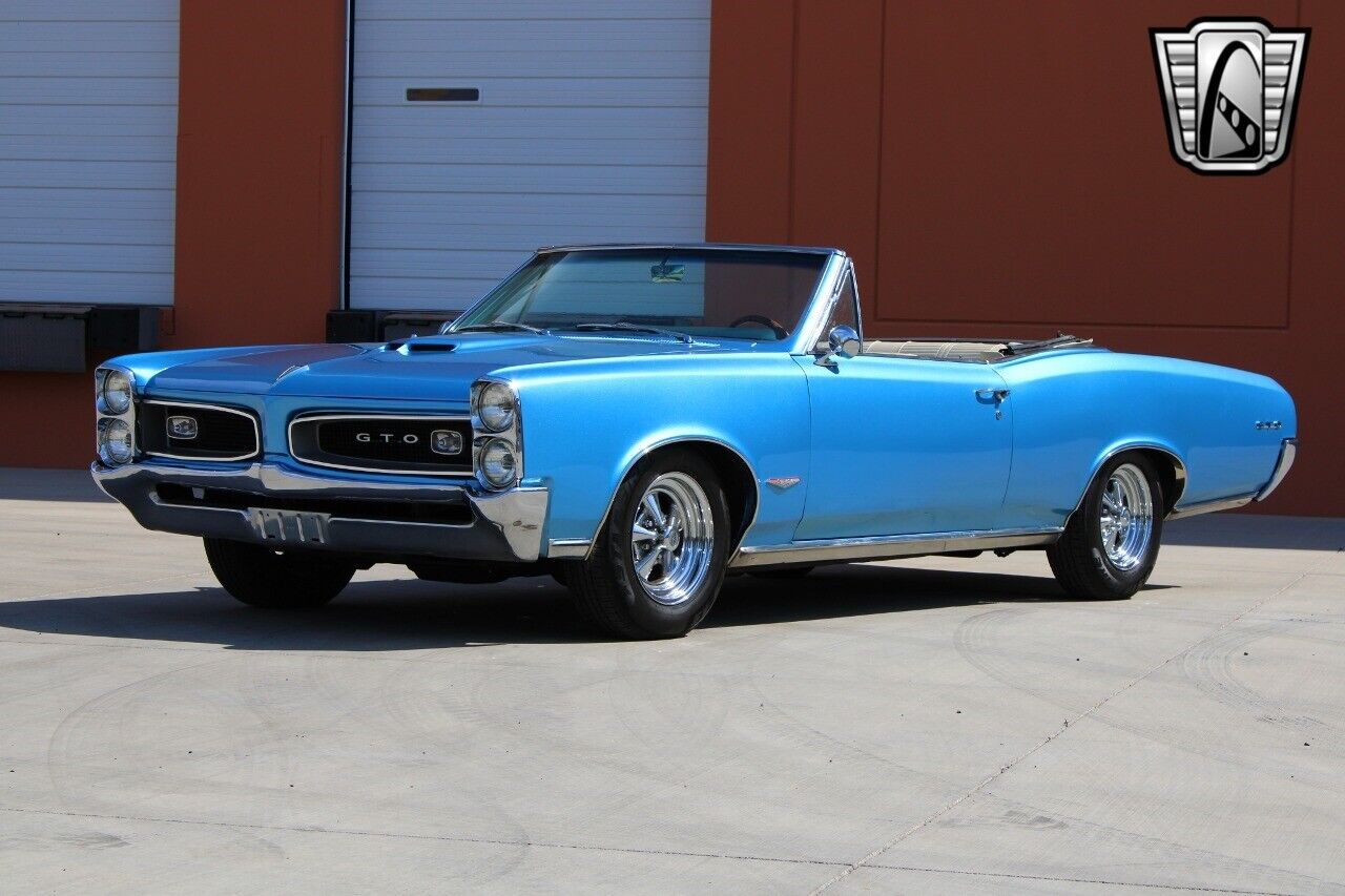 Pontiac-GTO-Cabriolet-1966-2