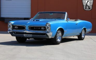 Pontiac-GTO-Cabriolet-1966-4