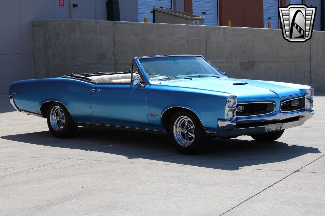 Pontiac-GTO-Cabriolet-1966-6