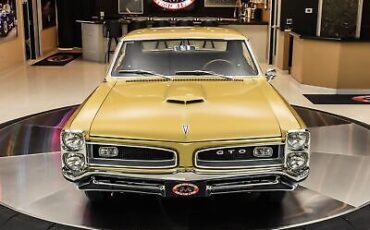 Pontiac-GTO-Cabriolet-1966-8