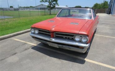 Pontiac-GTO-Convertible-1964-4