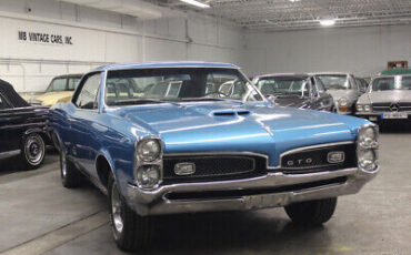 Pontiac-GTO-Coupe-1967-1