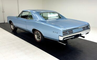 Pontiac-GTO-Coupe-1967-2