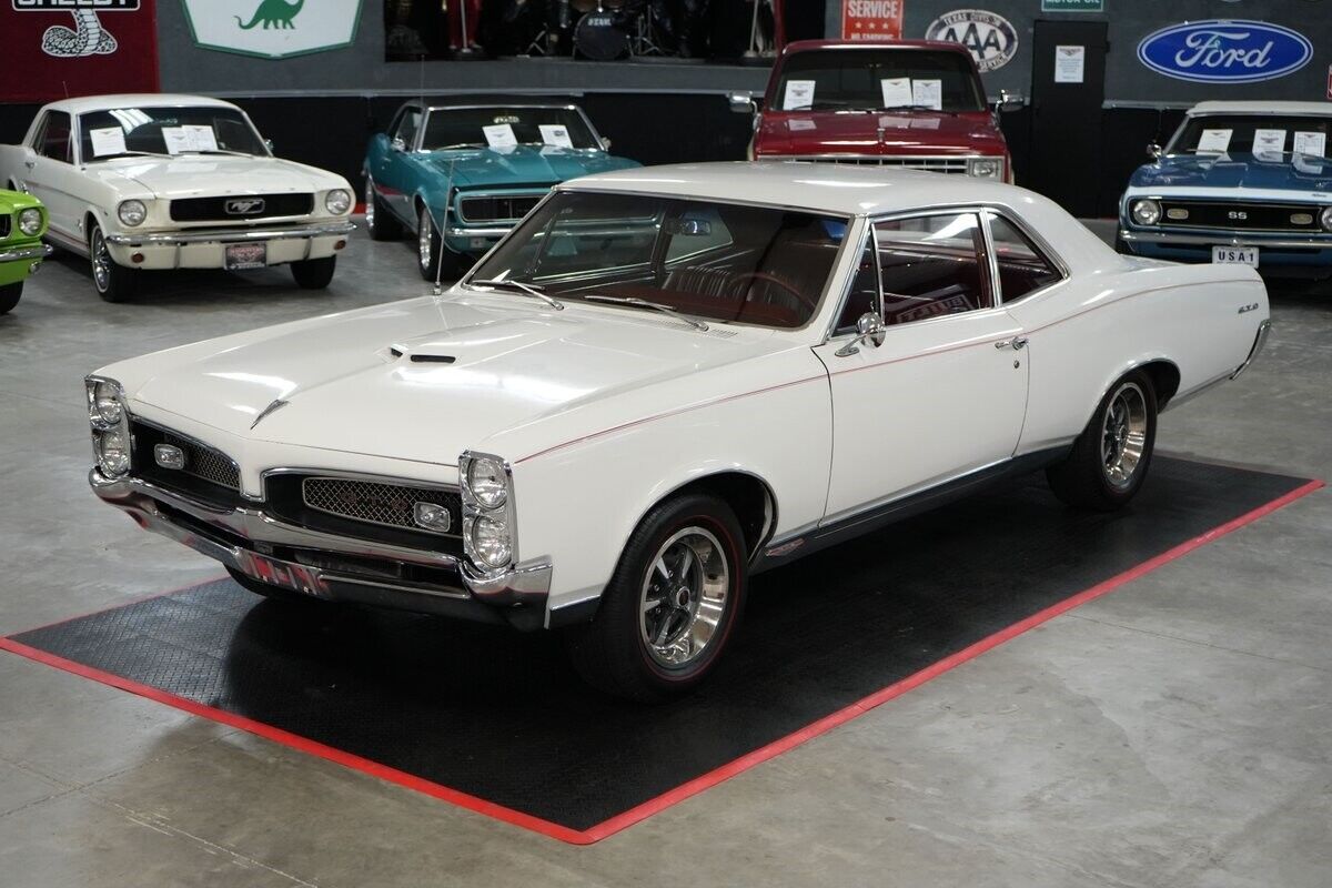 Pontiac-GTO-Coupe-1967-9