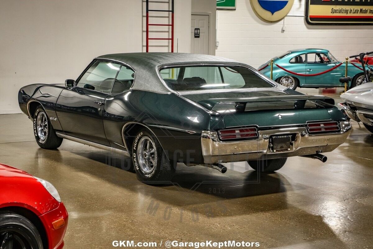 Pontiac-GTO-Coupe-1969-11