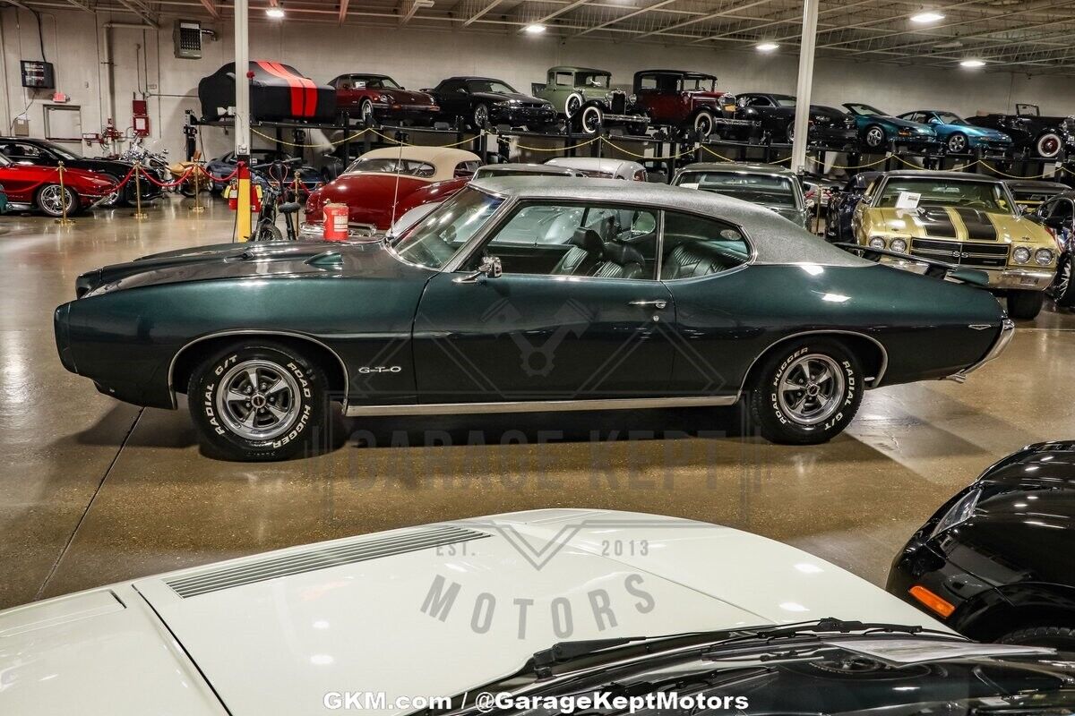 Pontiac-GTO-Coupe-1969-8