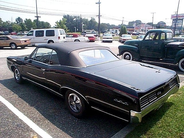 Pontiac-GTO-Royal-Bobcat-Cabriolet-1967-23