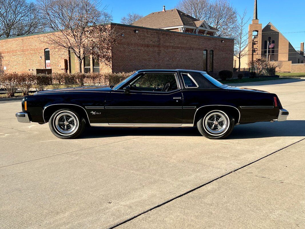 Pontiac-Grand-Prix-SJ-Coupe-1977-11