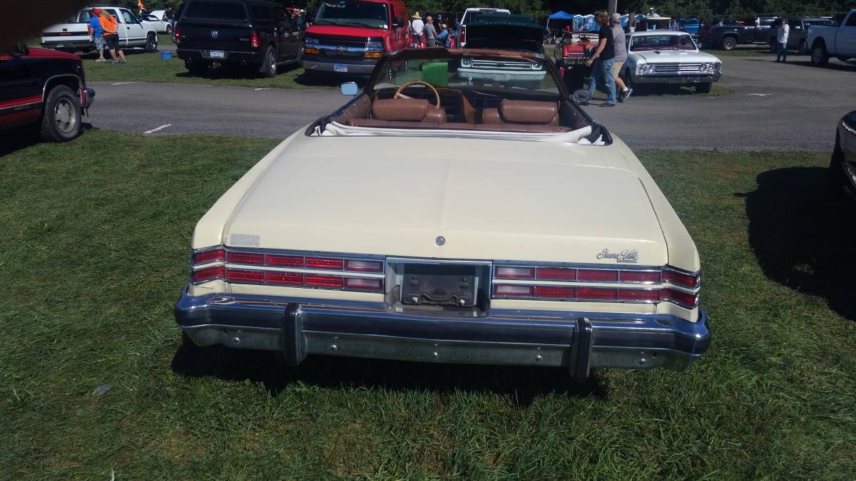 Pontiac-Grandville-convertible-1975-2