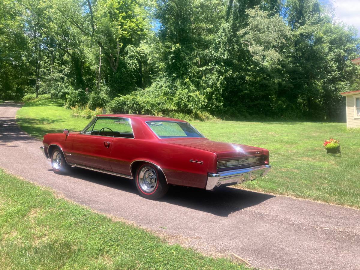 Pontiac-Gto-1964-3