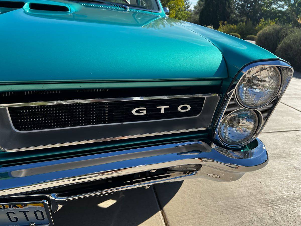 Pontiac-Gto-1965-21