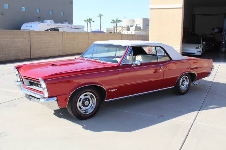 Pontiac-Gto-convertible-1965-3