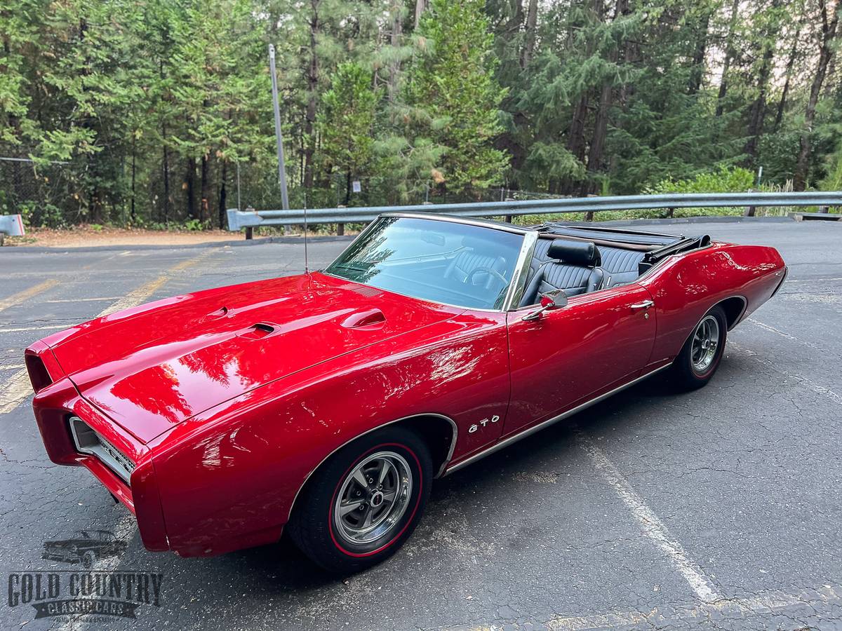 Pontiac-Gto-convertible-1969-10