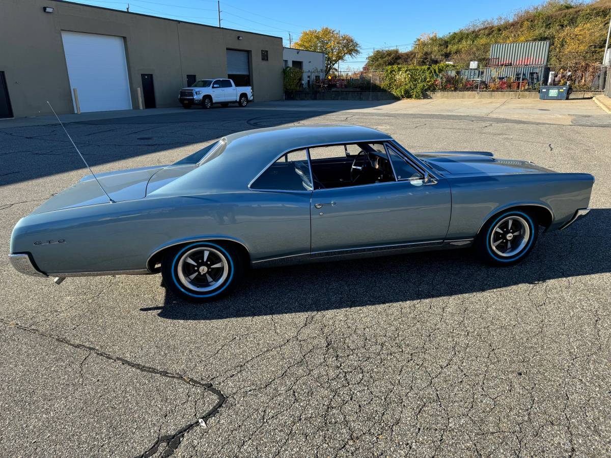 Pontiac-Gto-coupe-1967-1