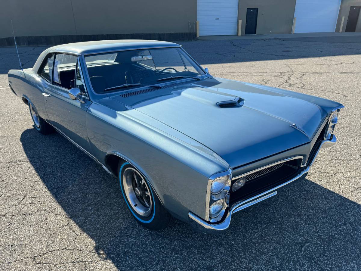 Pontiac-Gto-coupe-1967-2