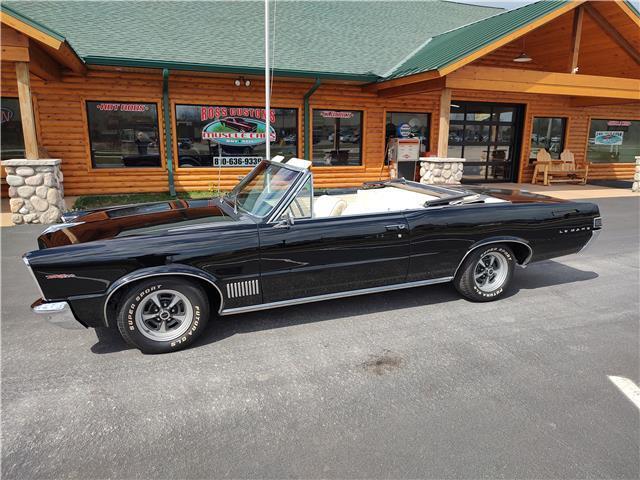 Pontiac Le Mans Cabriolet 1965 à vendre