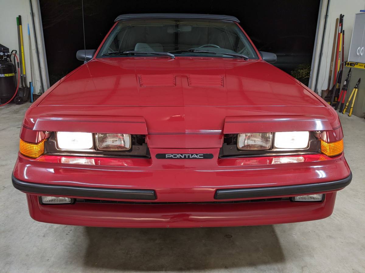 Pontiac-Sunbird-gt-convertible-1989-1