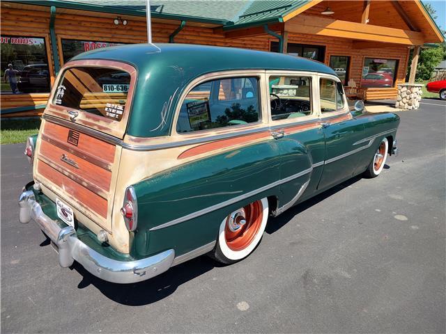 Pontiac-Tin-Woody-Break-1953-16