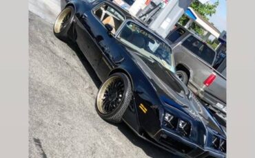 Pontiac-Trans-am-1981