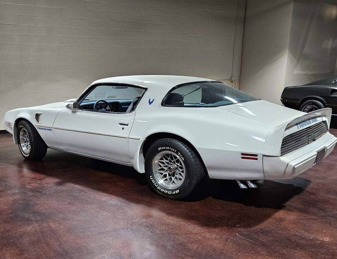 Pontiac-Trans-am-400-1979-11