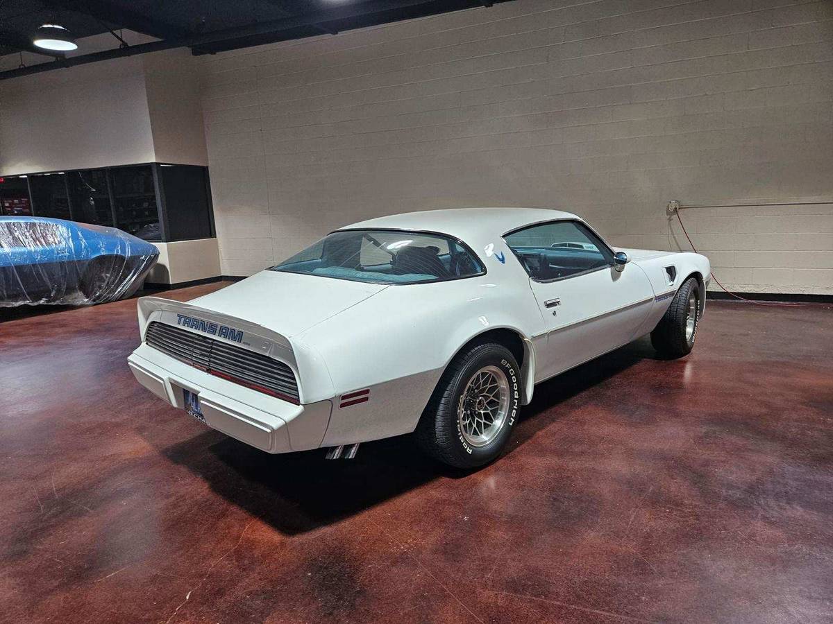 Pontiac-Trans-am-400-1979-12