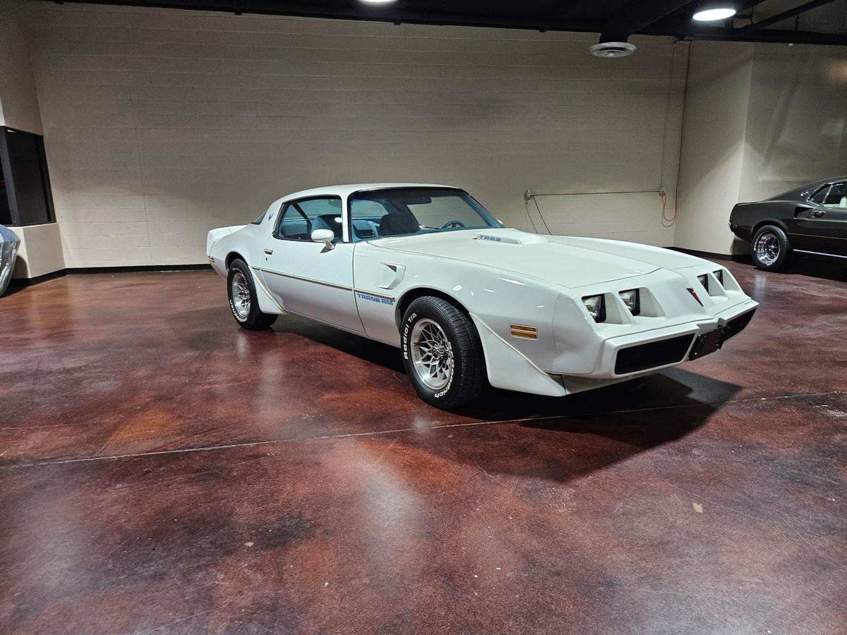 Pontiac-Trans-am-400-1979-2