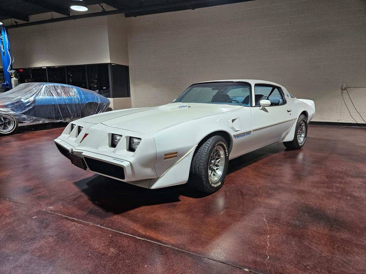 Pontiac-Trans-am-400-1979-3