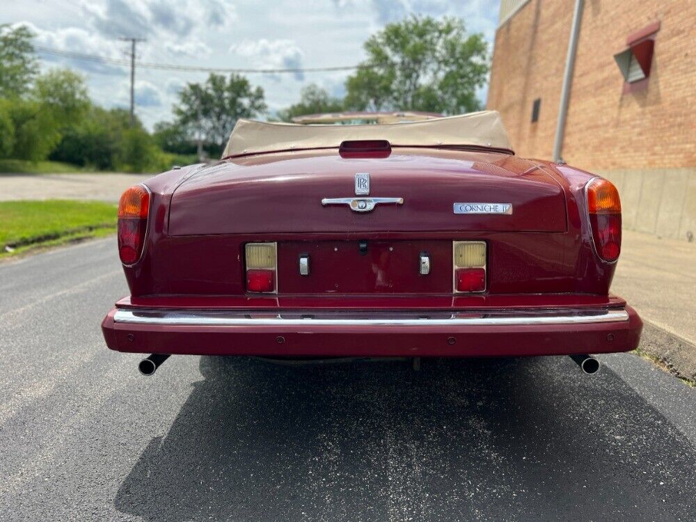 Rolls-Royce-Corniche-1987-4