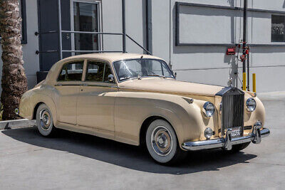 Rolls-Royce-Silver-Cloud-1956-2