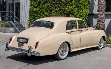 Rolls-Royce-Silver-Cloud-1956-5