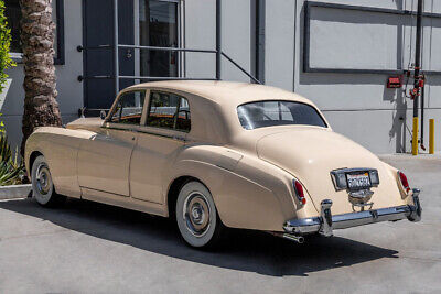 Rolls-Royce-Silver-Cloud-1956-7