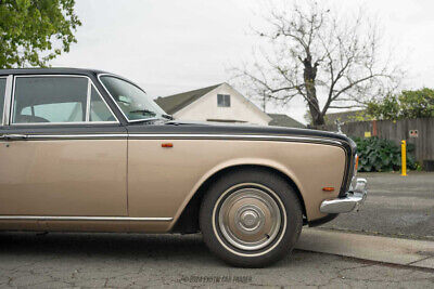 Rolls-Royce-Silver-Shadow-Berline-1969-10